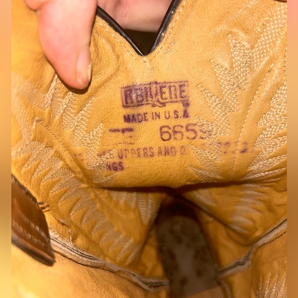 Leather cowboy boots - Picture 8 of 13